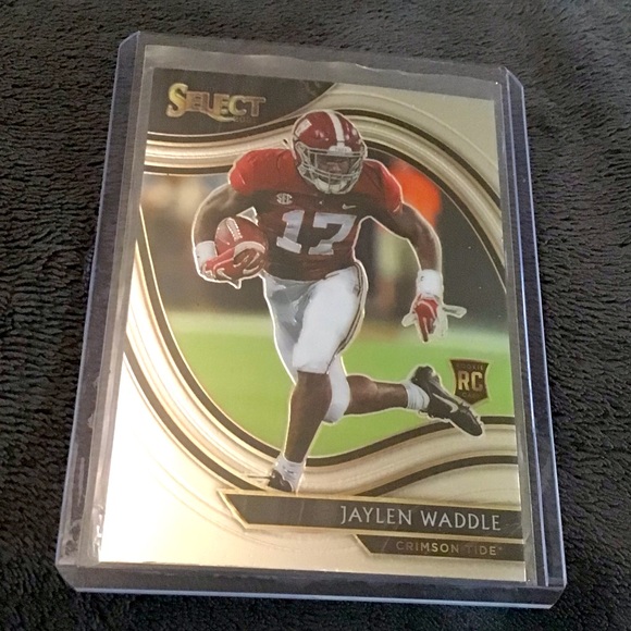 Jaylen Waddle 2021 Panini Select Rookie Card (Miami Dolphins) - Picture 1 of 2